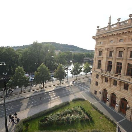 Fabulous River View Studio In The Heart Of Prag Exterior foto